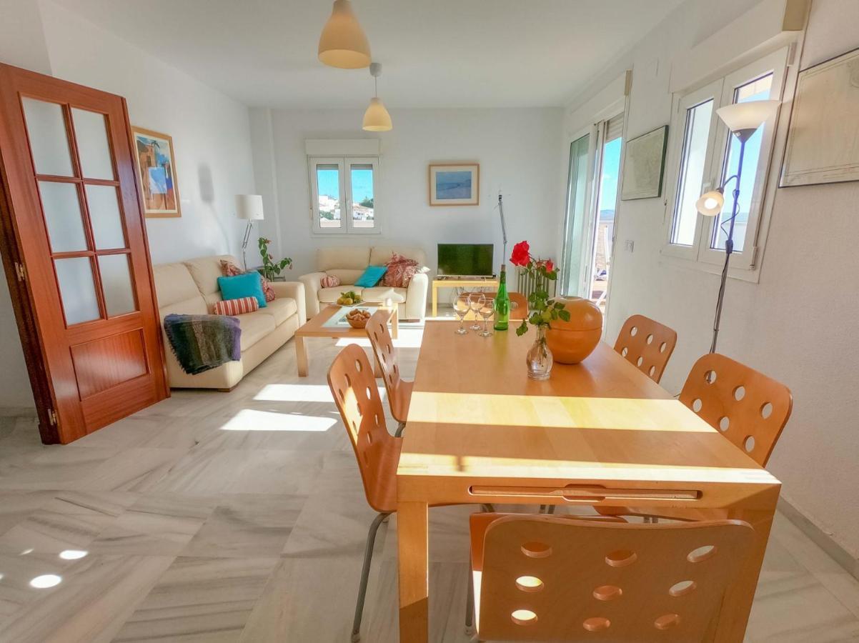 קוניל דה לה פרונטרה Terraza Trafalgar Apartamento Tipo Penthouse Con Enorme Terraza Y Vistas Al Mar מראה חיצוני תמונה
