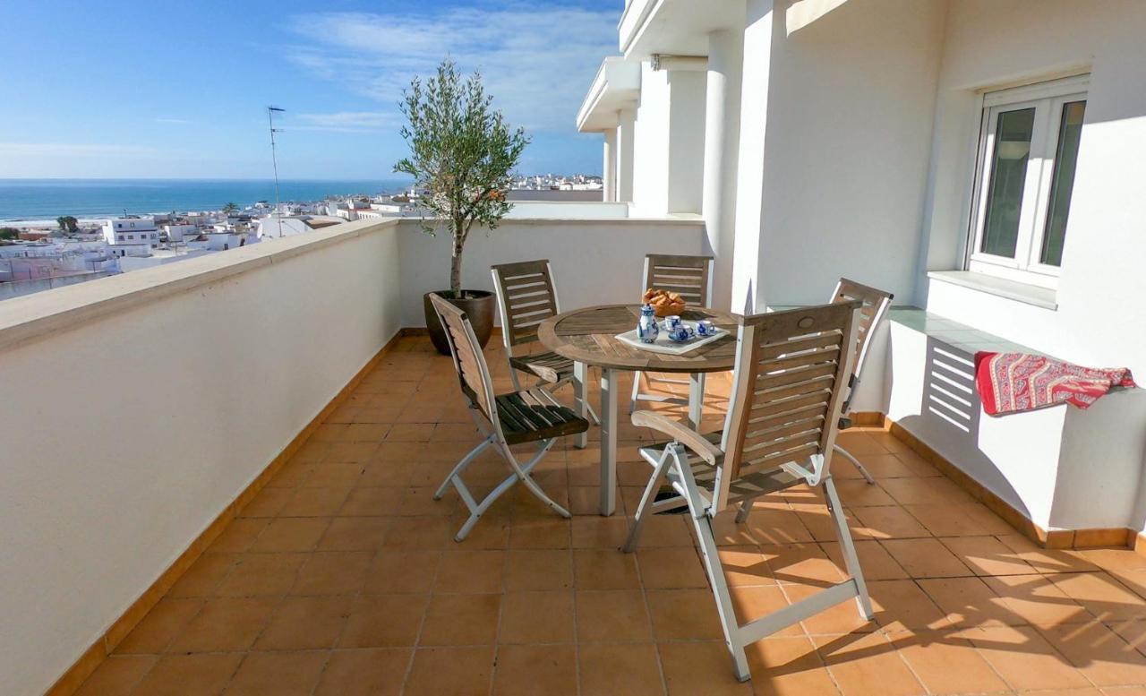 קוניל דה לה פרונטרה Terraza Trafalgar Apartamento Tipo Penthouse Con Enorme Terraza Y Vistas Al Mar מראה חיצוני תמונה